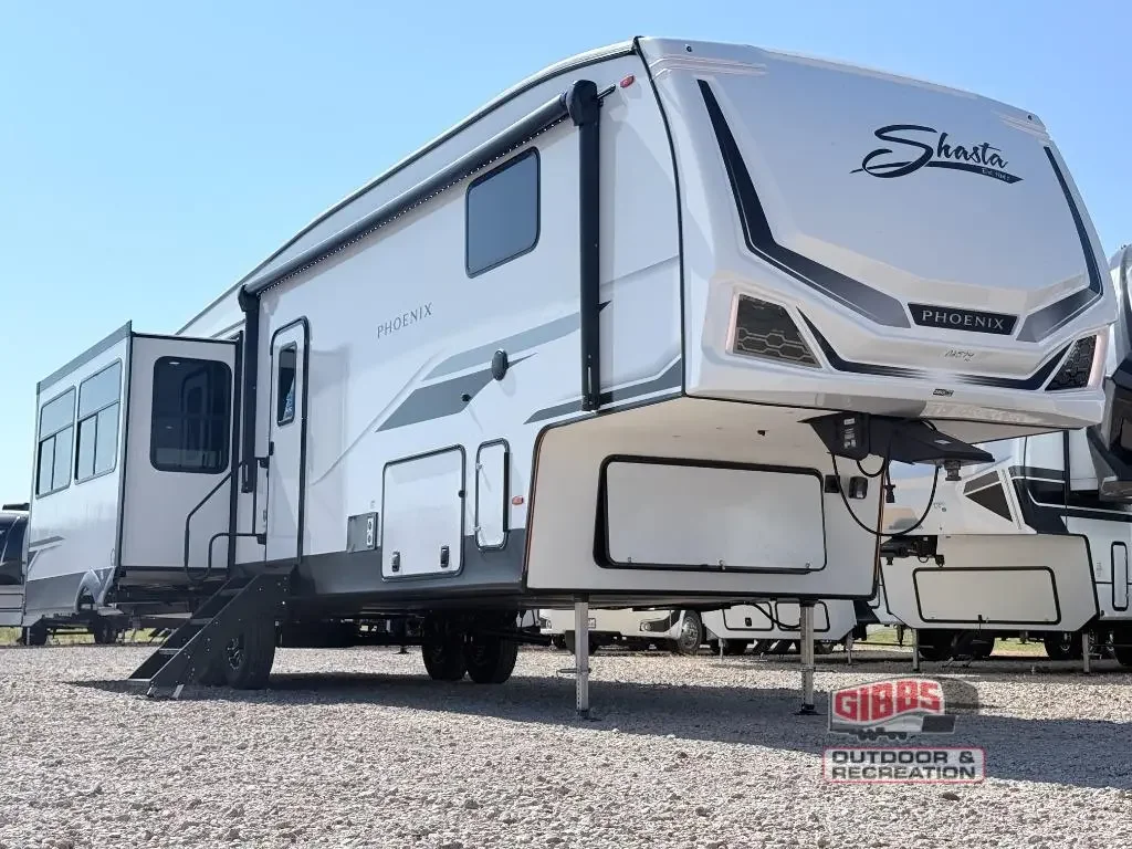 2027 Shasta Rvs Phoenix 360BH exterior