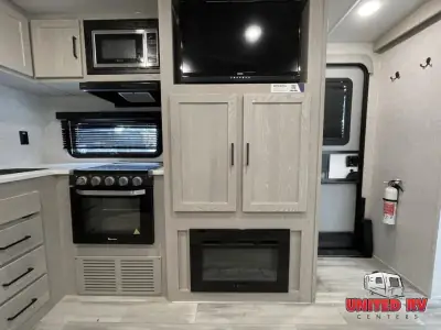 2023 Forest River Rockwood Mini Lite 2511S photo 16