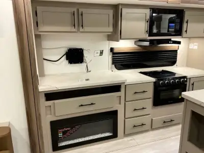 2026 K-Z Connect C313MK photo 25