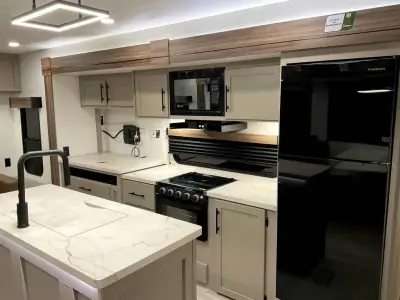 2026 K-Z Connect C313MK photo 18