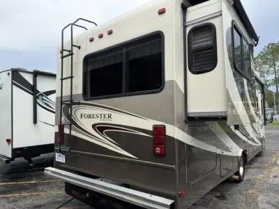 2015 Forest River Forester 3011DS photo 28