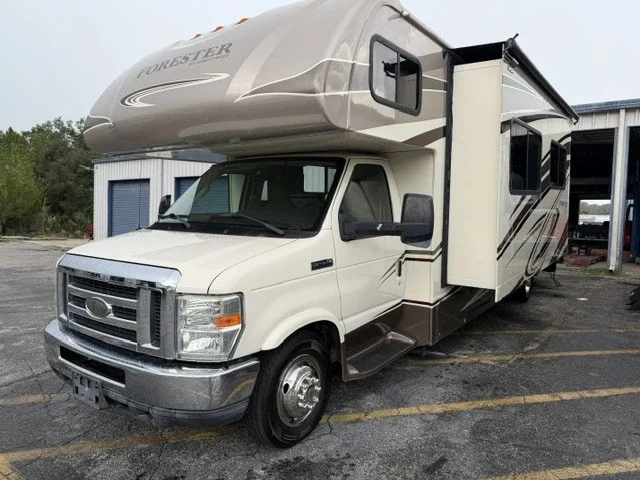 2015 Forest River Forester 3011DS exterior