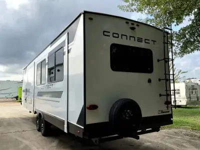 2026 K-Z Connect C302FBK photo 30