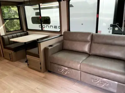2026 K-Z Connect C302FBK photo 13