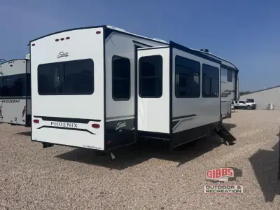 2027 Shasta Rvs Phoenix 360BH photo 4