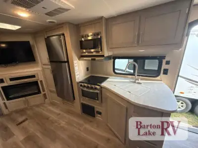 2022 Coachmen Catalina Legacy 263BHSCK photo 18