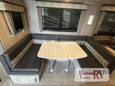 2022 Coachmen Catalina Legacy 263BHSCK photo 14