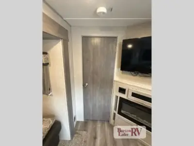 2022 Coachmen Catalina Legacy 263BHSCK photo 32