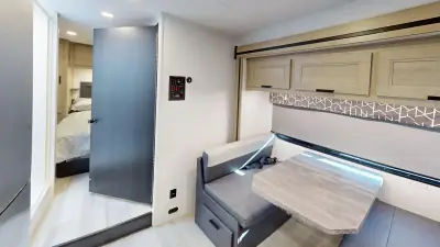 2026 Forest River FOREST RIVER SUNSEEKER 2850SLEF photo 6
