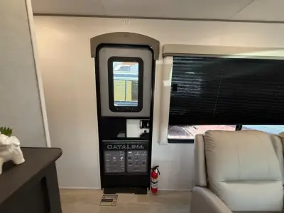 2027 Coachmen Catalina Legacy Edition 283RKS photo 58
