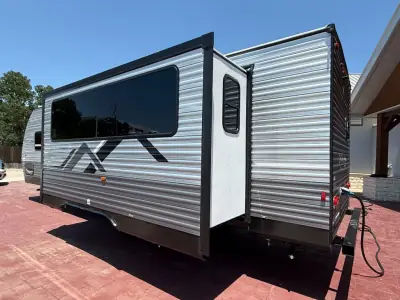 2027 Coachmen Catalina Legacy Edition 283RKS photo 6
