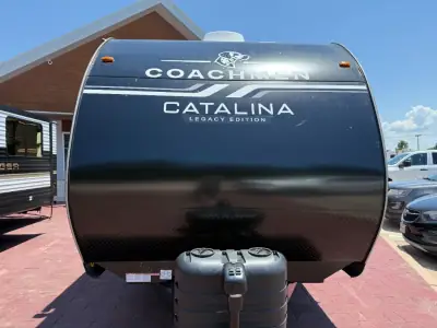 2027 Coachmen Catalina Legacy Edition 283RKS photo 9