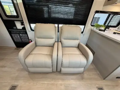 2027 Coachmen Catalina Legacy Edition 283RKS photo 20