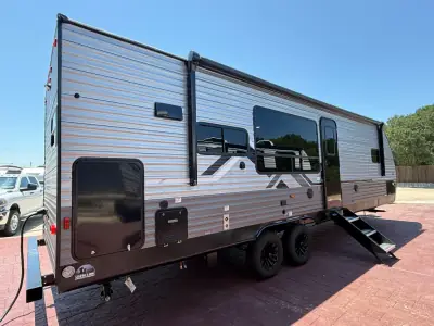 2027 Coachmen Catalina Legacy Edition 283RKS photo 4