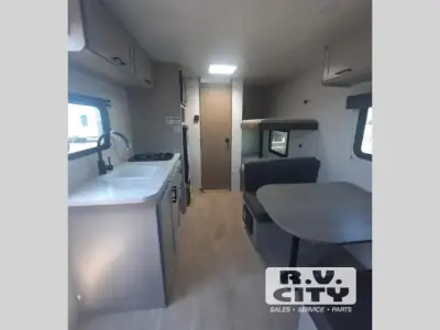 2027 Jayco Jay Flight 170BHW photo 7