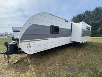 2026 Forest River Wildwood X-Lite 28ICE photo 5