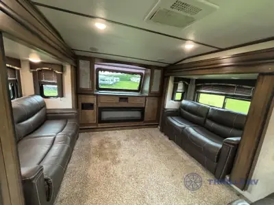 2019 Keystone Cougar 367FLS photo 12