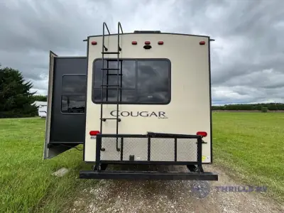 2019 Keystone Cougar 367FLS photo 5