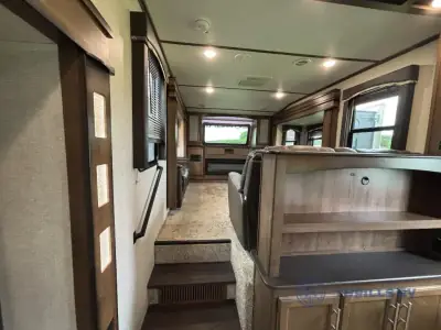 2019 Keystone Cougar 367FLS photo 11