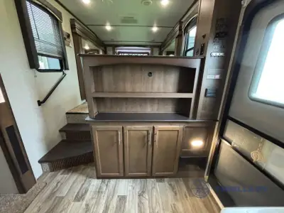 2019 Keystone Cougar 367FLS photo 39
