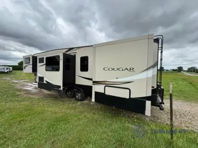 2019 Keystone Cougar 367FLS photo 4