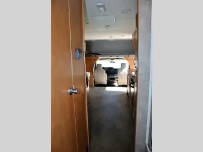2015 Winnebago Minnie Winnie 31K photo 25