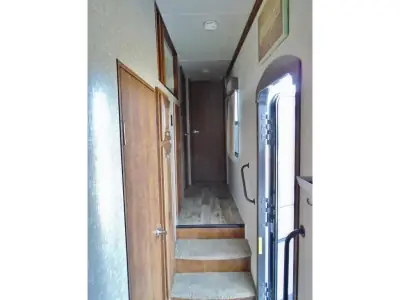 2018 Heartland Bighorn Traveler 39MB photo 14