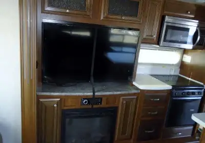 2018 Heartland Bighorn Traveler 39MB photo 12