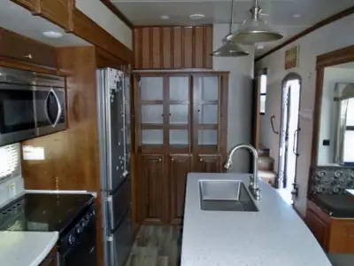 2018 Heartland Bighorn Traveler 39MB photo 30