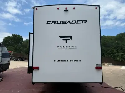2027 Forest River Crusader FAM37 photo 5