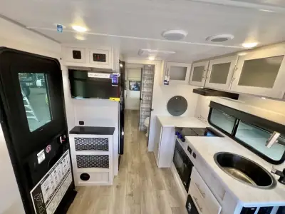 2026 Forest River R-Pod Ultra Lite Travel Trailers RP-204 photo 18