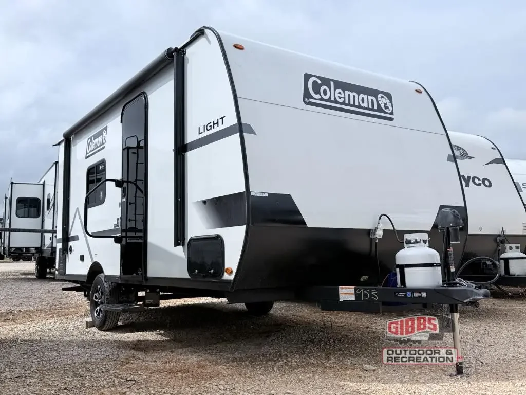 2026 Keystone Coleman Light 17RX exterior