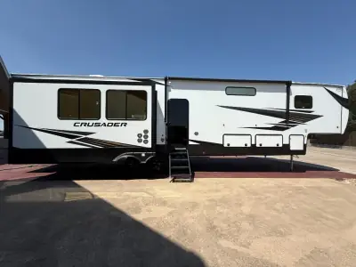 2027 Forest River Crusader BONUS38 photo 3