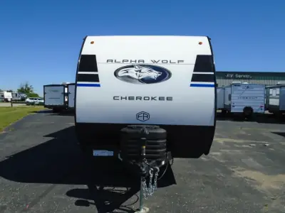 2027 Forest River Cherokee Alpha Wolf 28RLX photo 8