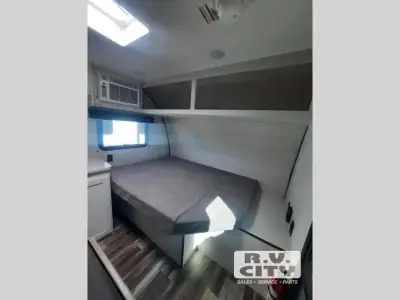 2027 Jayco Jay Flight 130RDW photo 8
