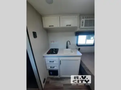 2027 Jayco Jay Flight 130RDW photo 5