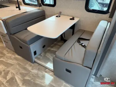 2022 Thor Motor Coach Windsport 31C photo 16