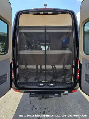 2015 Winnebago Era 70X photo 8