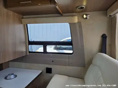 2015 Winnebago Era 70X photo 35