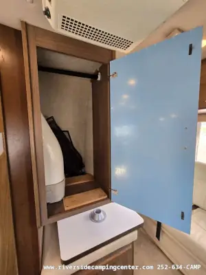 2015 Winnebago Era 70X photo 32
