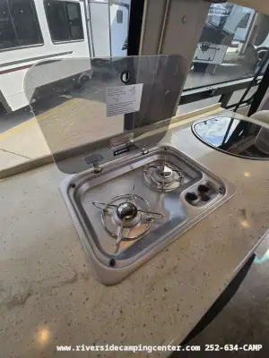 2015 Winnebago Era 70X photo 44