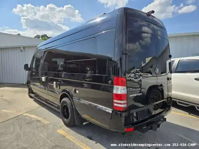 2015 Winnebago Era 70X photo 5
