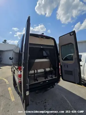 2015 Winnebago Era 70X photo 11