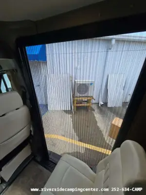 2015 Winnebago Era 70X photo 21