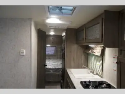 2020 Coachmen Apex 213RDS photo 17