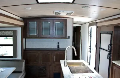 2020 Forest River Wildwood Heritage Glen LTZ 273RL photo 14