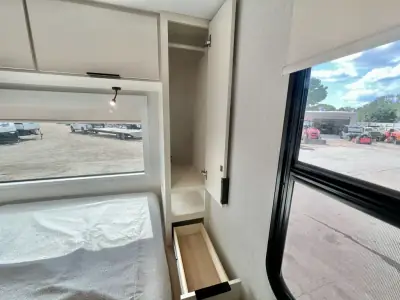 2026 Winnebago Thrive 24RKS photo 48