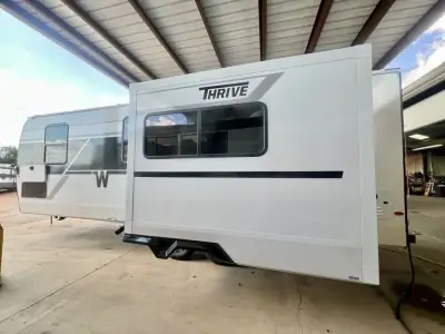 2026 Winnebago Thrive 24RKS photo 15