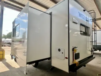 2026 Winnebago Thrive 24RKS photo 4