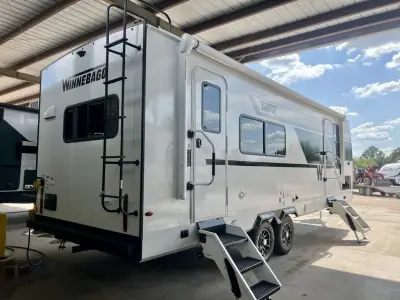 2026 Winnebago Thrive 24RKS photo 3